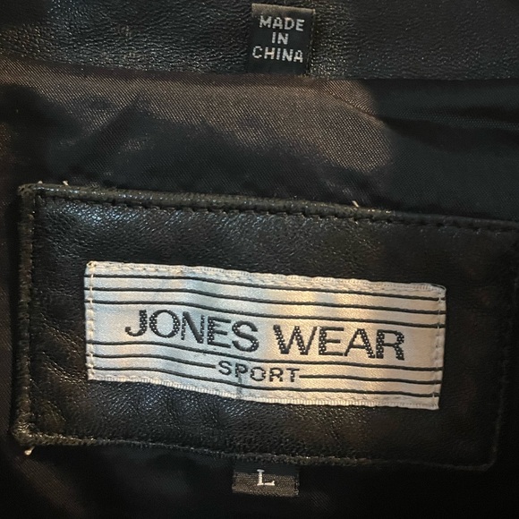 Jones Wear Sport Women’s Jacket 100% Leather - Picture 3 of 8